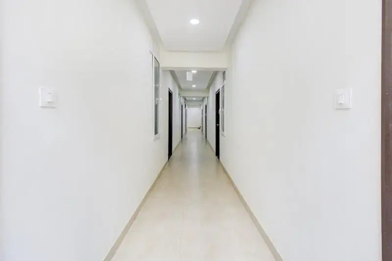 FabHotel Atithi Residency - Nr Kaikondrahalli Lake