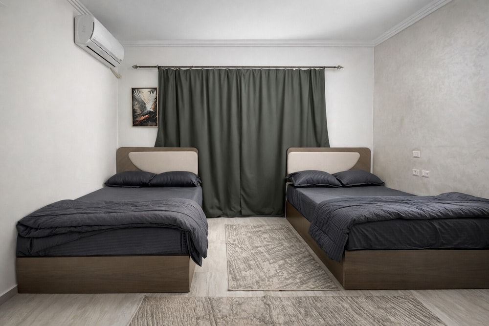 The Privacy Villa