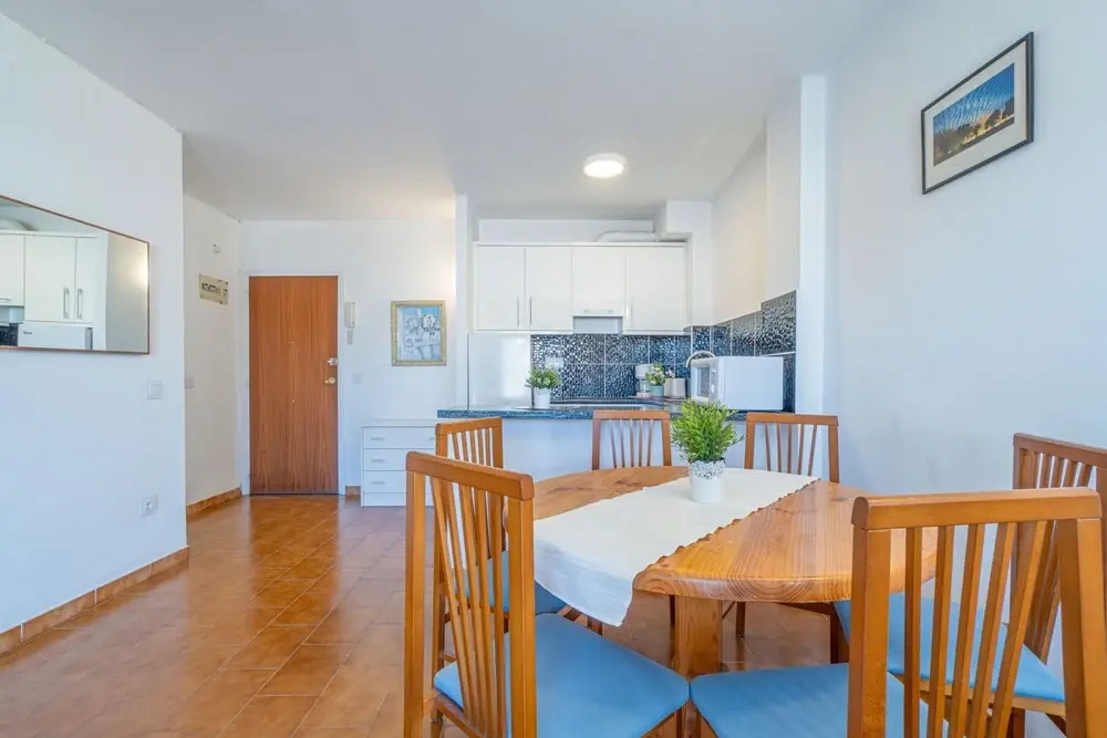 Apartment in Empuriabrava With Canal View
