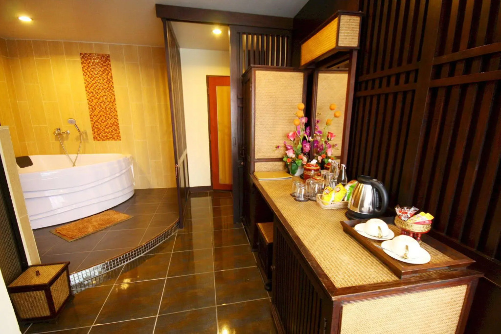 CM Night Bazaar Boutique Hotel - โรงแรม ซี เอ็ม ไนท์บาซาร์ บูทีค