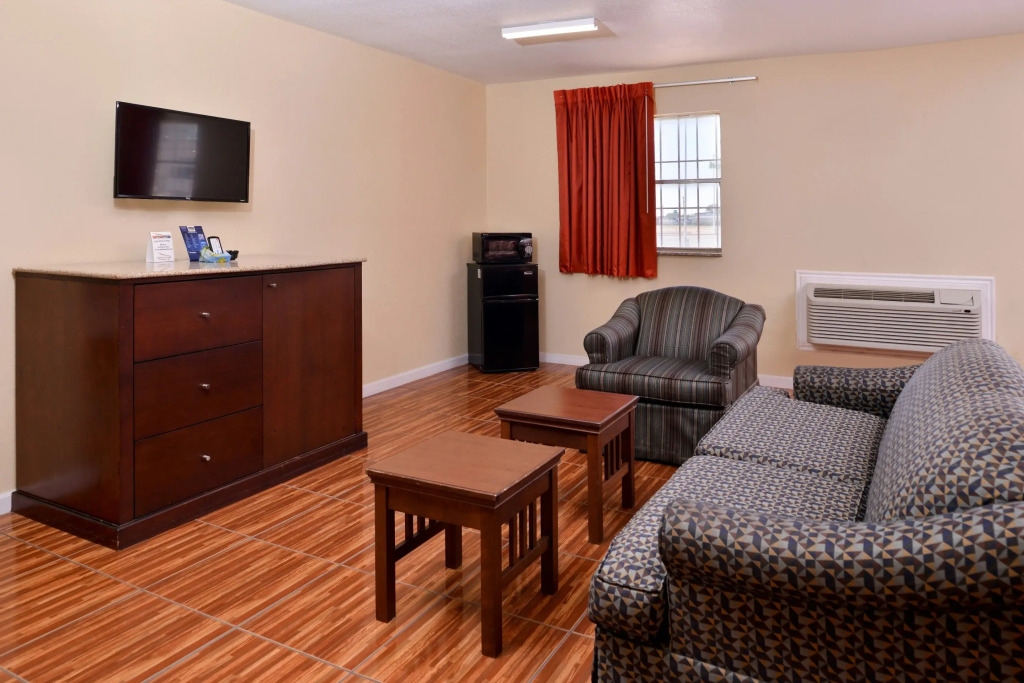 Scottish Inns & Suites