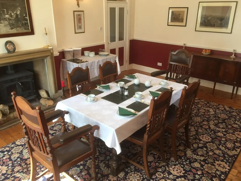 Dartfordleigh B&B