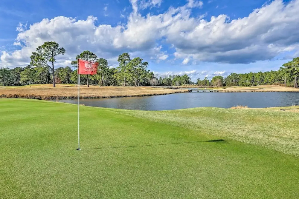 Access to 7 Pools: Myrtlewood Golf Condo!