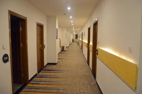 Yi Mi Hotel Shenzhen Longgang Pinghu South China City