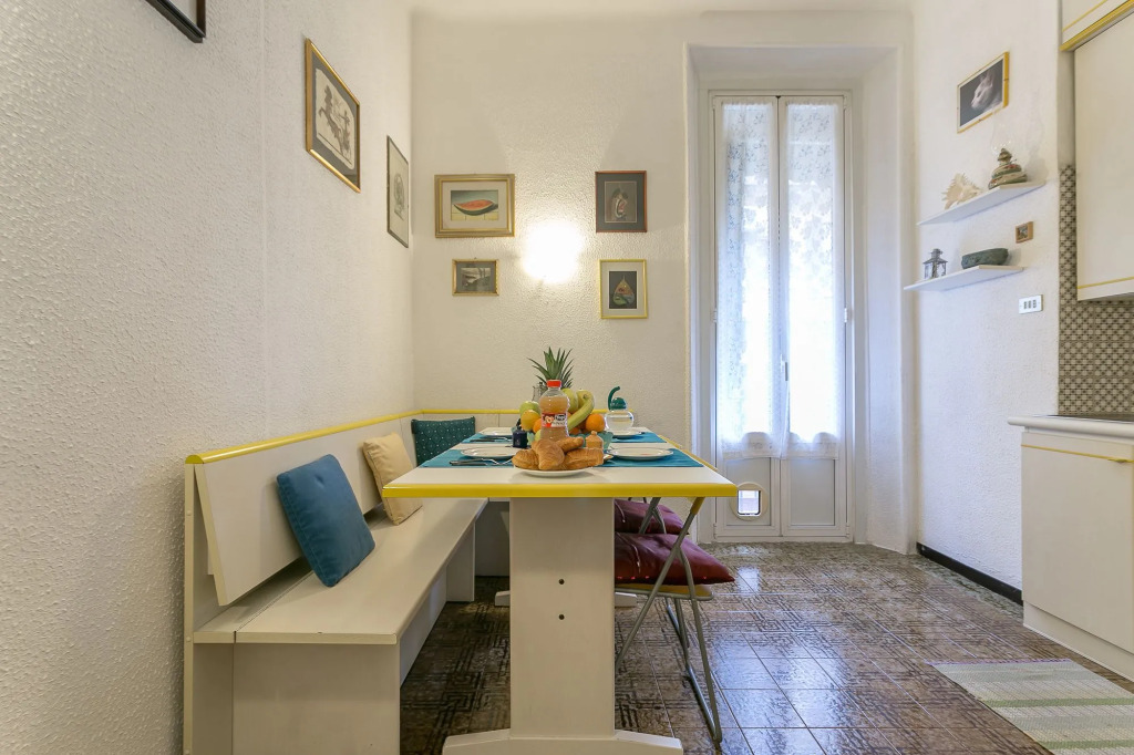 notaMi -  Titty House Crocetta