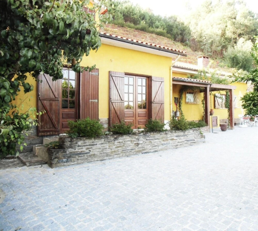 Villa With 4 Bedrooms in Sedielos, With Wonderful Mountain View, Priva