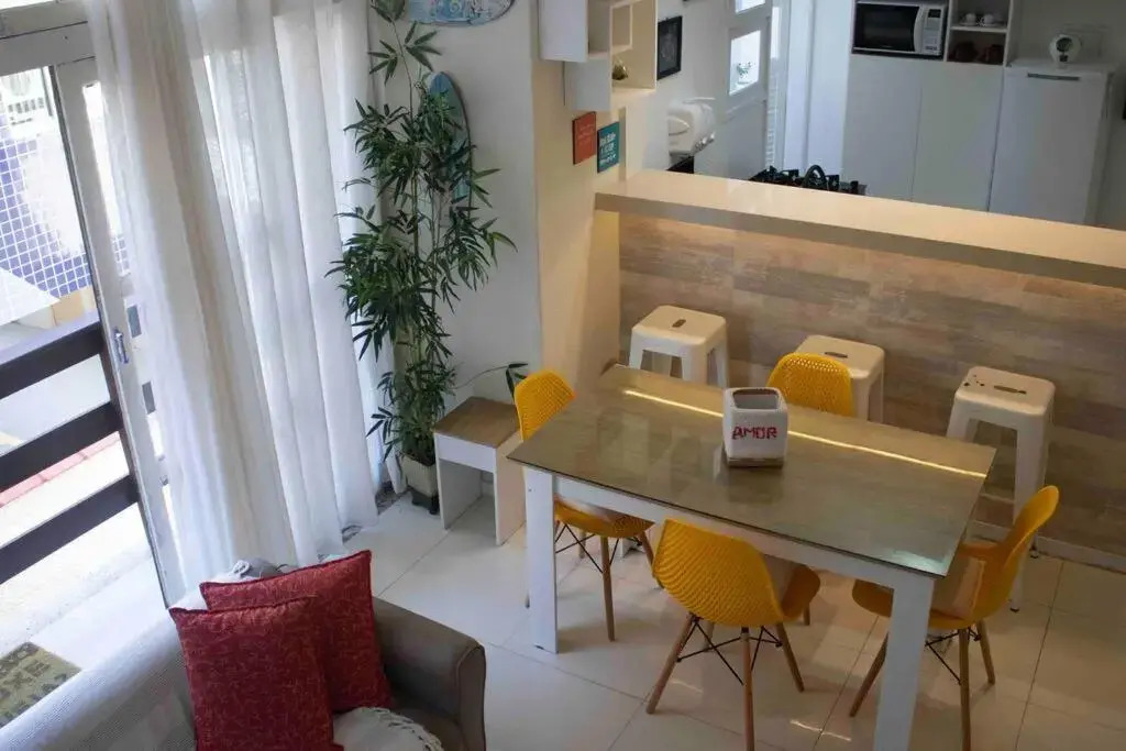 Excelente apartamento na Prainha