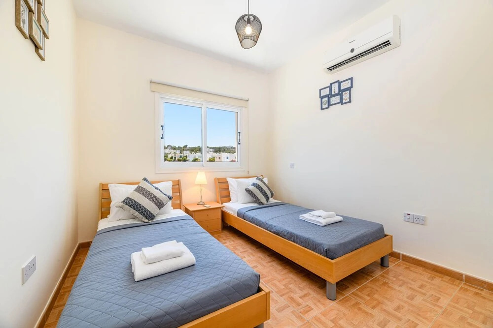 Nireas Seaview Villa