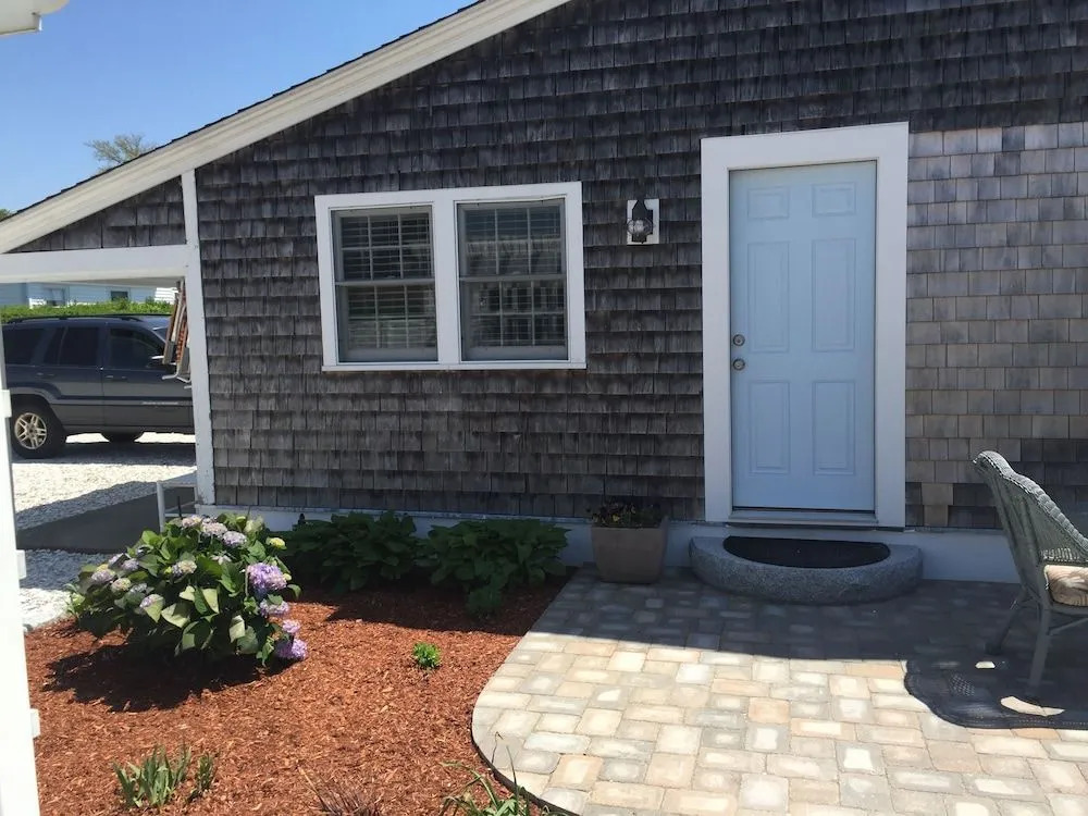 Shore Haven Inn