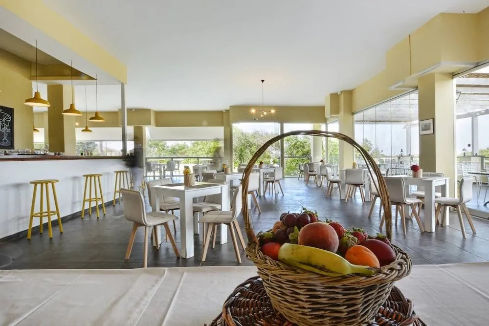 Likithos Hotel