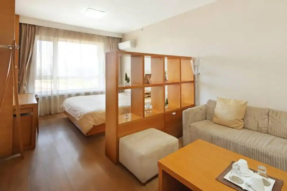 Dalian Zhongchen International Apartment