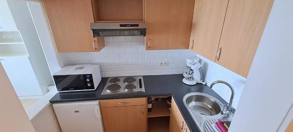 Modern Studio with Beautiful Sea View - 9th Floor