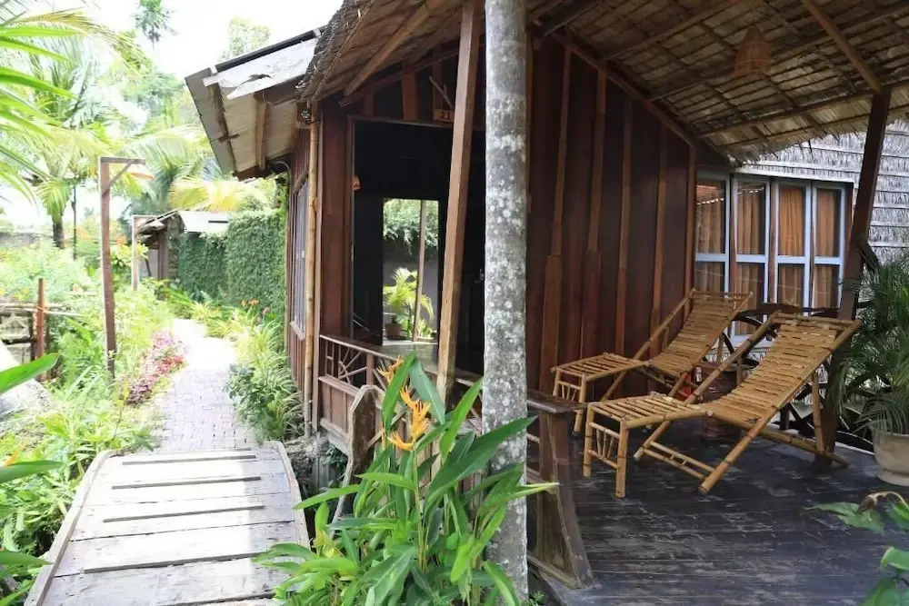 Vamxang Rustic Home