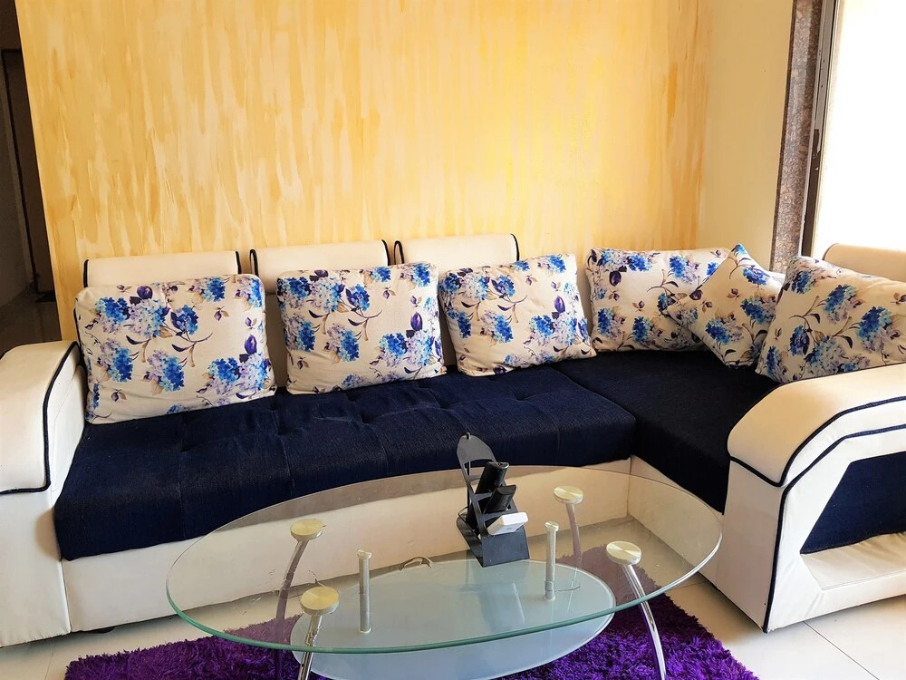 Hexa Apartments
