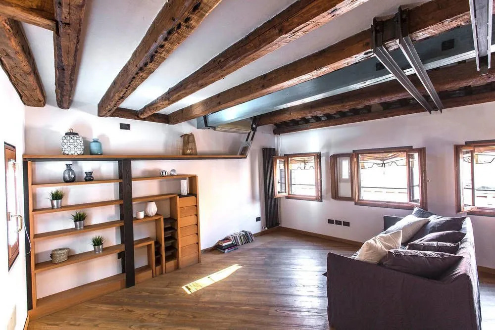 Grand Canal Design Apartment R&R