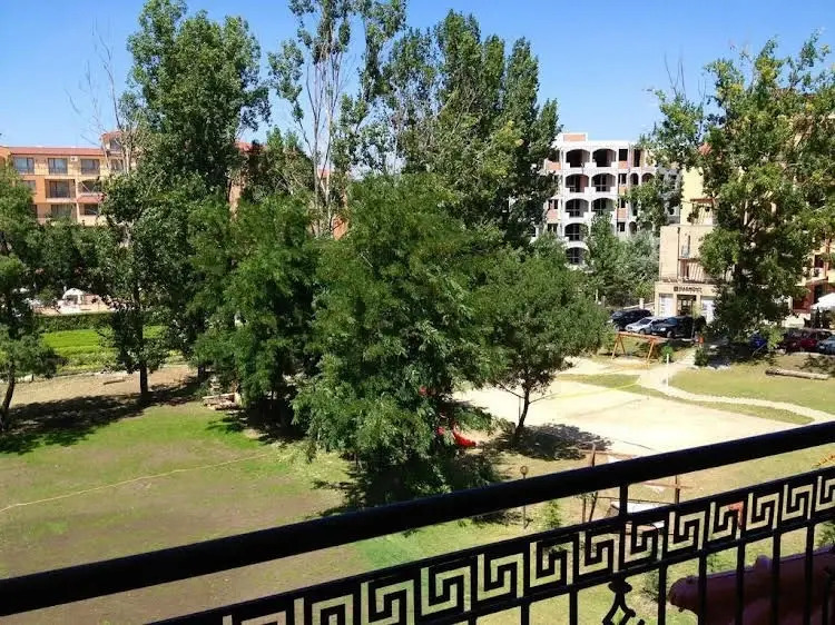 Nicol Apartment in Hermes Complex