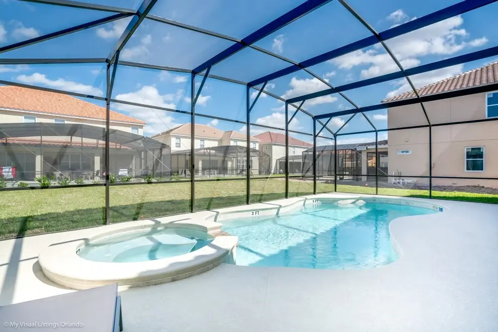 6121bod 11 Bedroom 9 Bathrrom