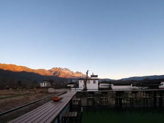 Yue Mountain VALLEY·Rustic Snowscape to the Utmost Serene Residence (Bai Sha Ancient Town Store)
