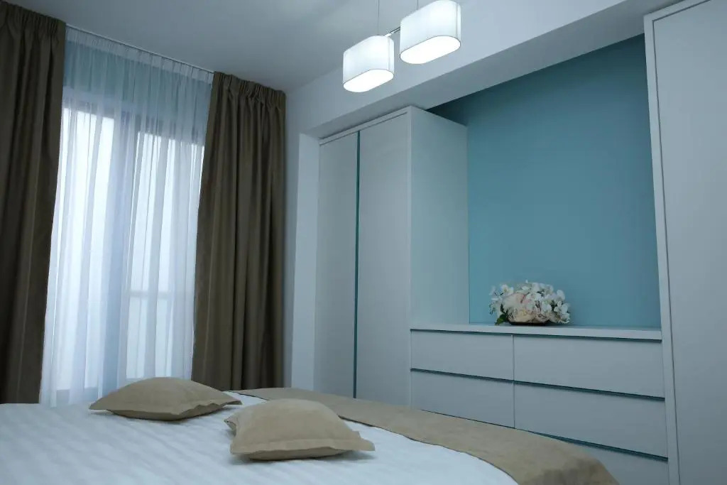 ResHome Apartments&Rooms