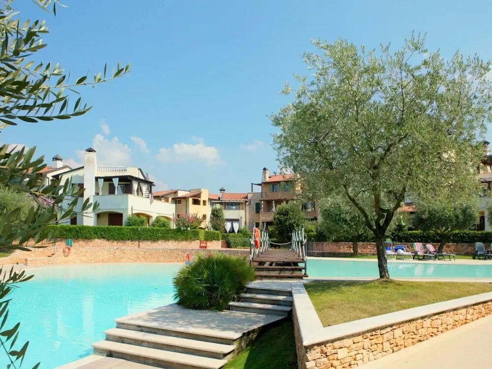 Well Kept Ground Floor Apartment near Peschiera