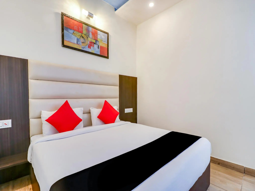 Capital O 66828 Hotel 4g