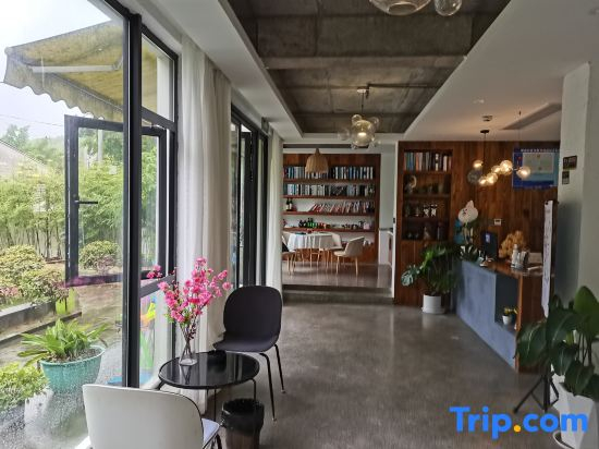 Zhuxin Yanchi Guesthouse