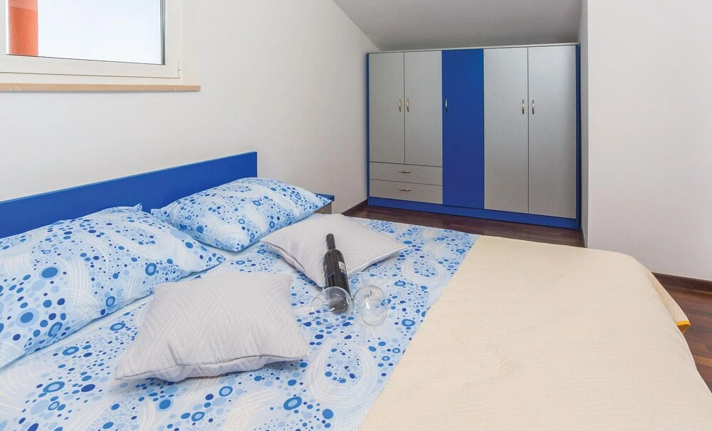 Nice Apartment in Makarska With 1 Bedrooms and Wifi