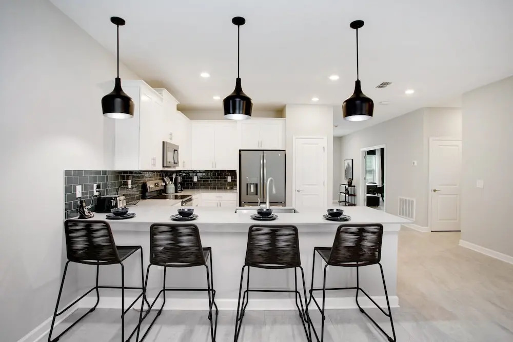 9BR Villa with Game Room & Theater