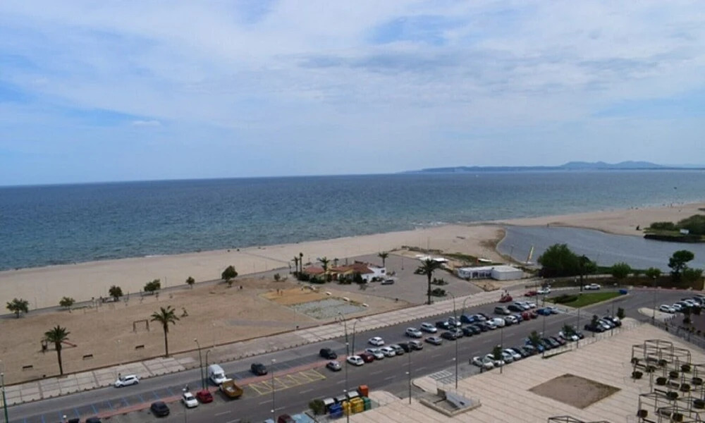 301-estudio en Primera Linea de Playa