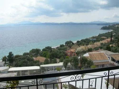 Emilios Apartments