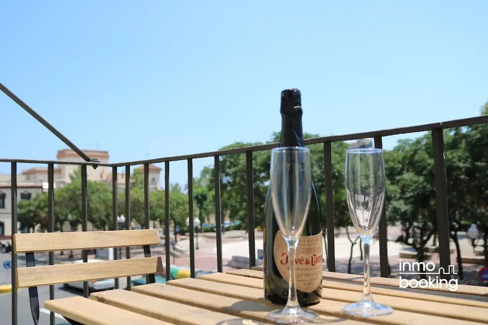InmoBooking Tarraco climatizado ,cerca de la playa