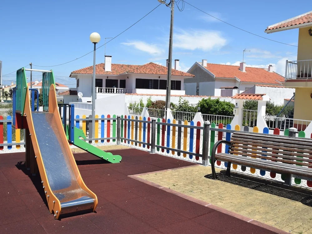 Gorgeous Villa in Salir do Porto With Private Swimming Pool