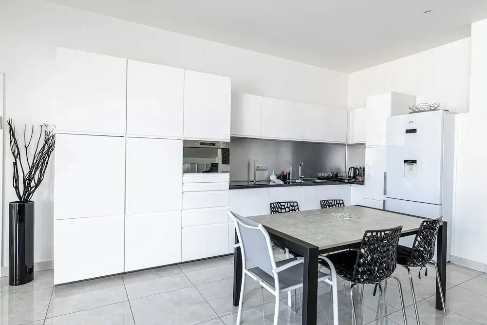 Luxury Penthouse 120ma2 in the Heart of Cannes