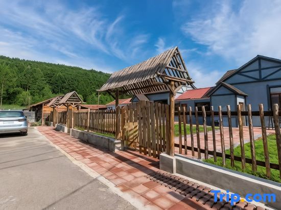 Residential accommodation in Lintai, Alshan City