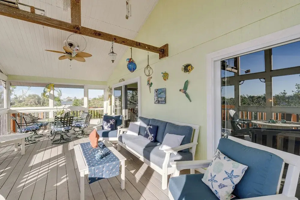 Little Gasparilla Island Paradise: Walk to Beach!