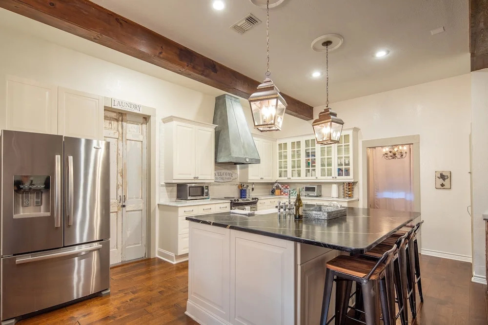 STONE RIDGE RETREAT - 5 Br Home