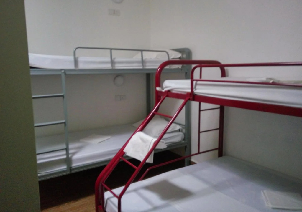 Halo Hostel