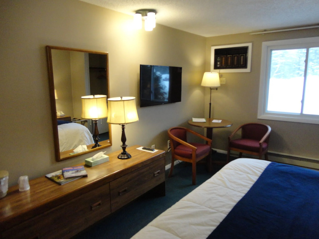 Eastern Inn & Suites