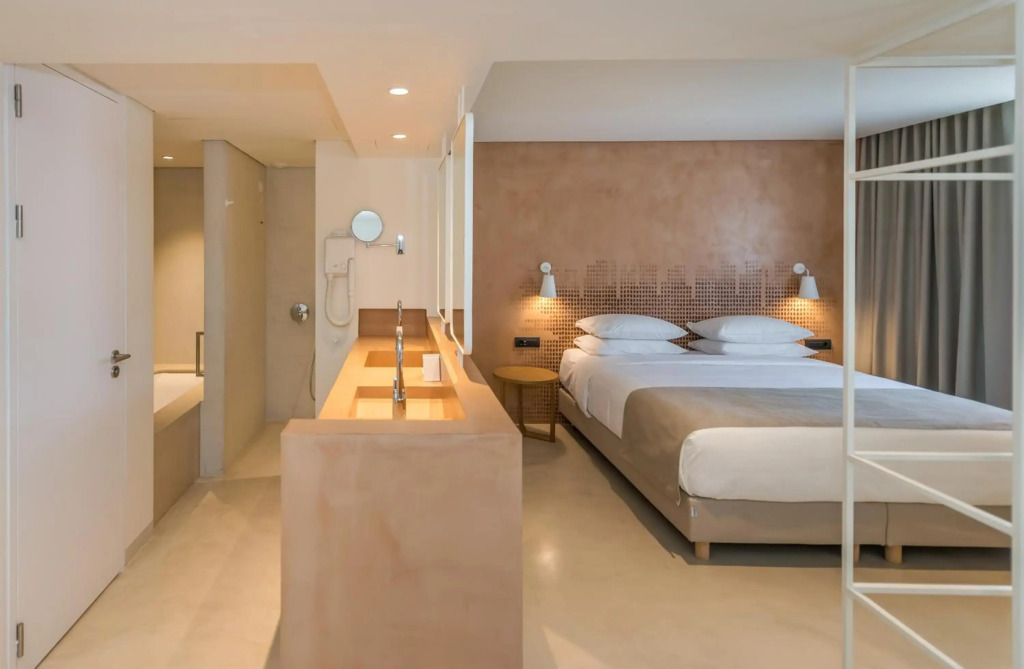 Bitzaro Grande Hotel & Suites