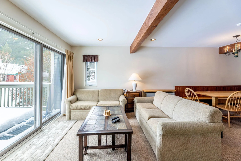 4BR Private Townhouse at Smugglers Notch Resort