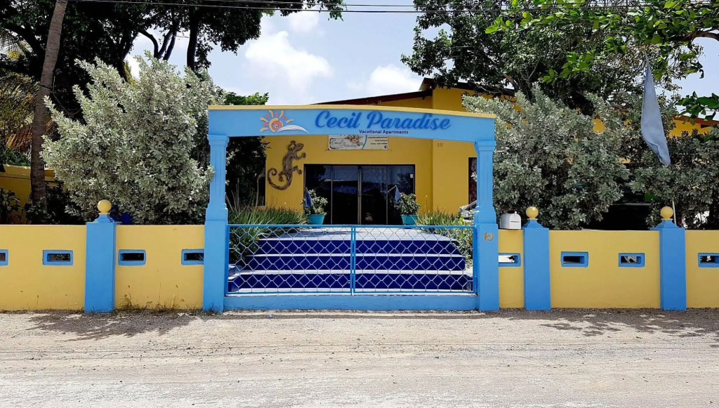 Cecil Paradise