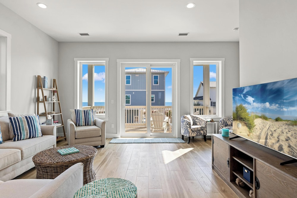Pet Friendly Beach House - Bella View