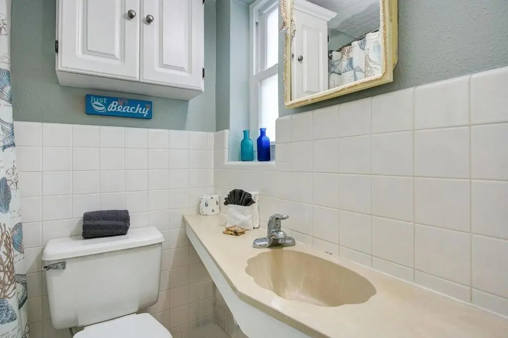 Five Palms Suite 110 - Daily - Weekly - Monthly