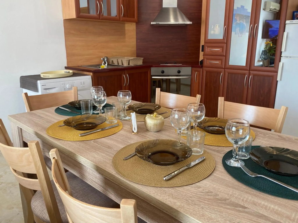 25m FROM THE BEACH!! Luxury Sea Paradise Apartment