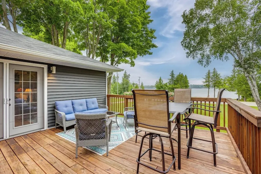 Bring Your Boat! Little Traverse Lake Getaway