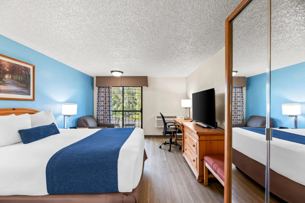Baymont by Wyndham Yakima Riverfront