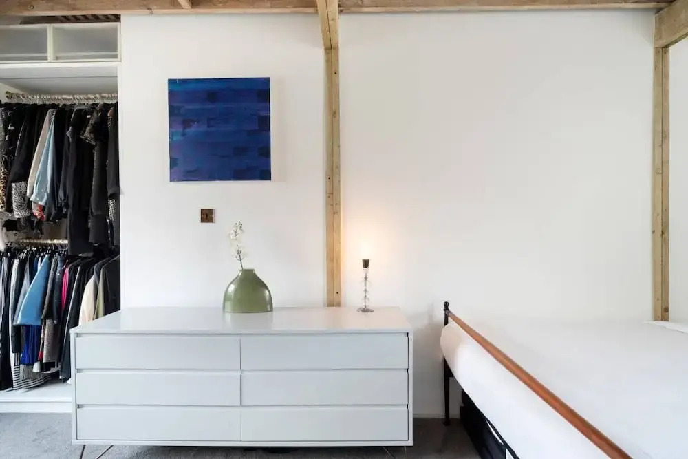 Beautiful 2 Bed Maisonette 13 Mins to Shoreditch