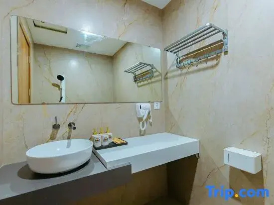 Paradise Bay Hotel - Vinhomes Ocean Park 3