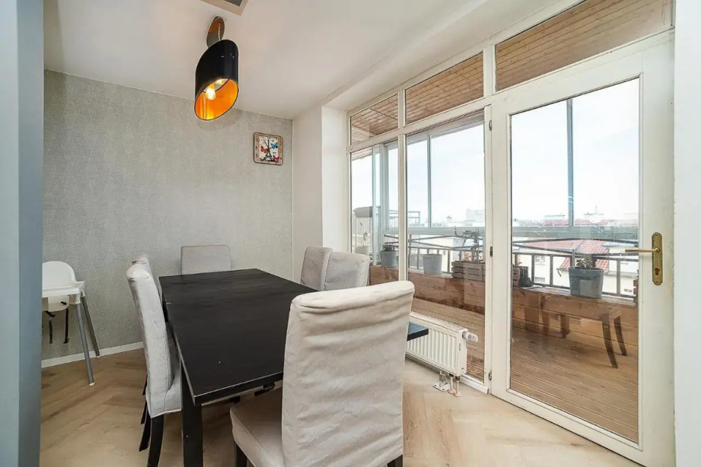 Big 4-bedroom flat, terrace with great Vítkov view