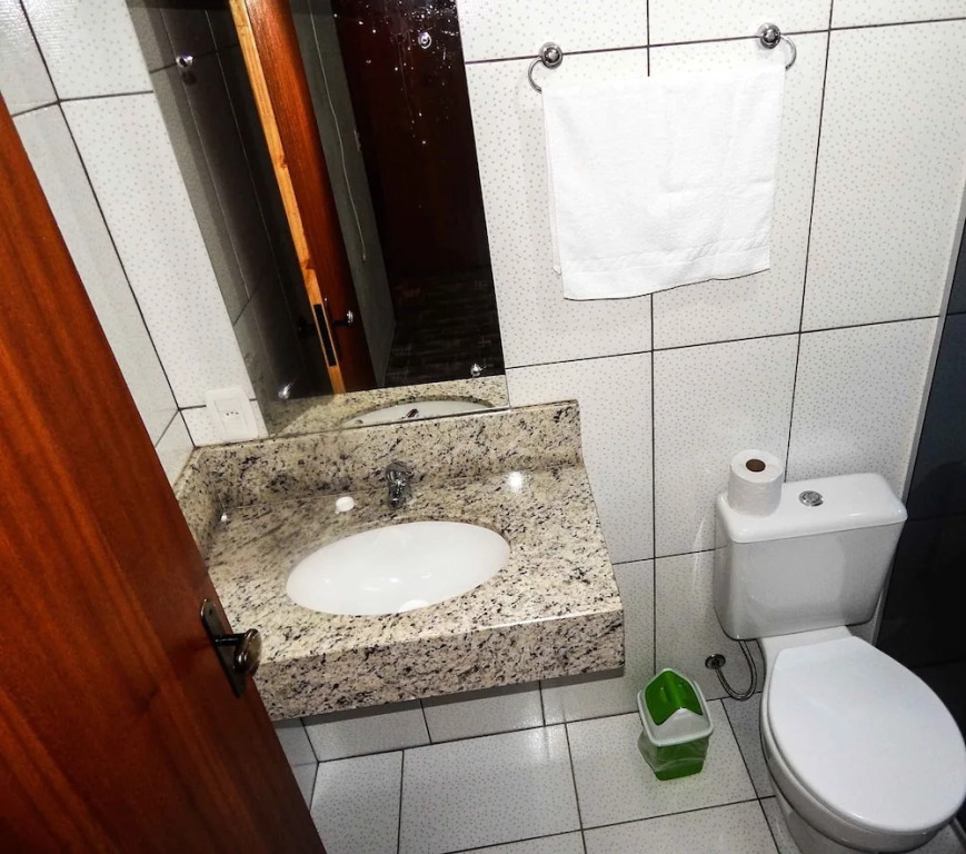 Gramado Suites Residence possui 5 quartos e 5 banheiros